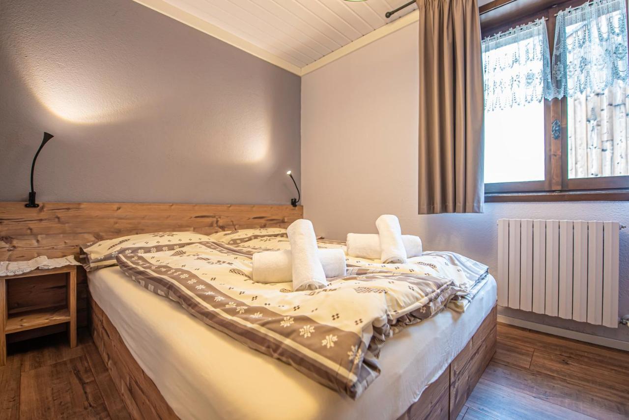 Chalet Colombo Myholidayลีวินโญ ภายนอก รูปภาพ